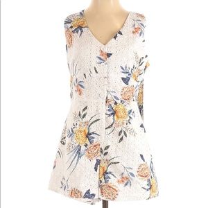 NWT BB DAKOTA FLORAL ROMPER SZ S